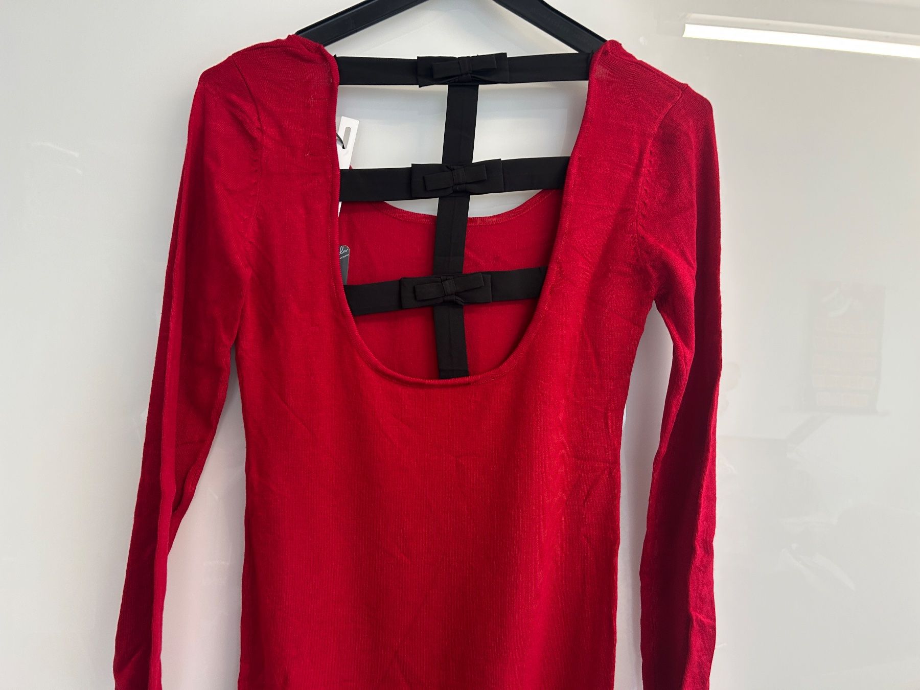 Maglioni & Felpe: Pullover Rot Figurbetont 1 Size Neu – Nuovo e nell'imballaggio originale da Regensdorf venduto da Spyke55 3