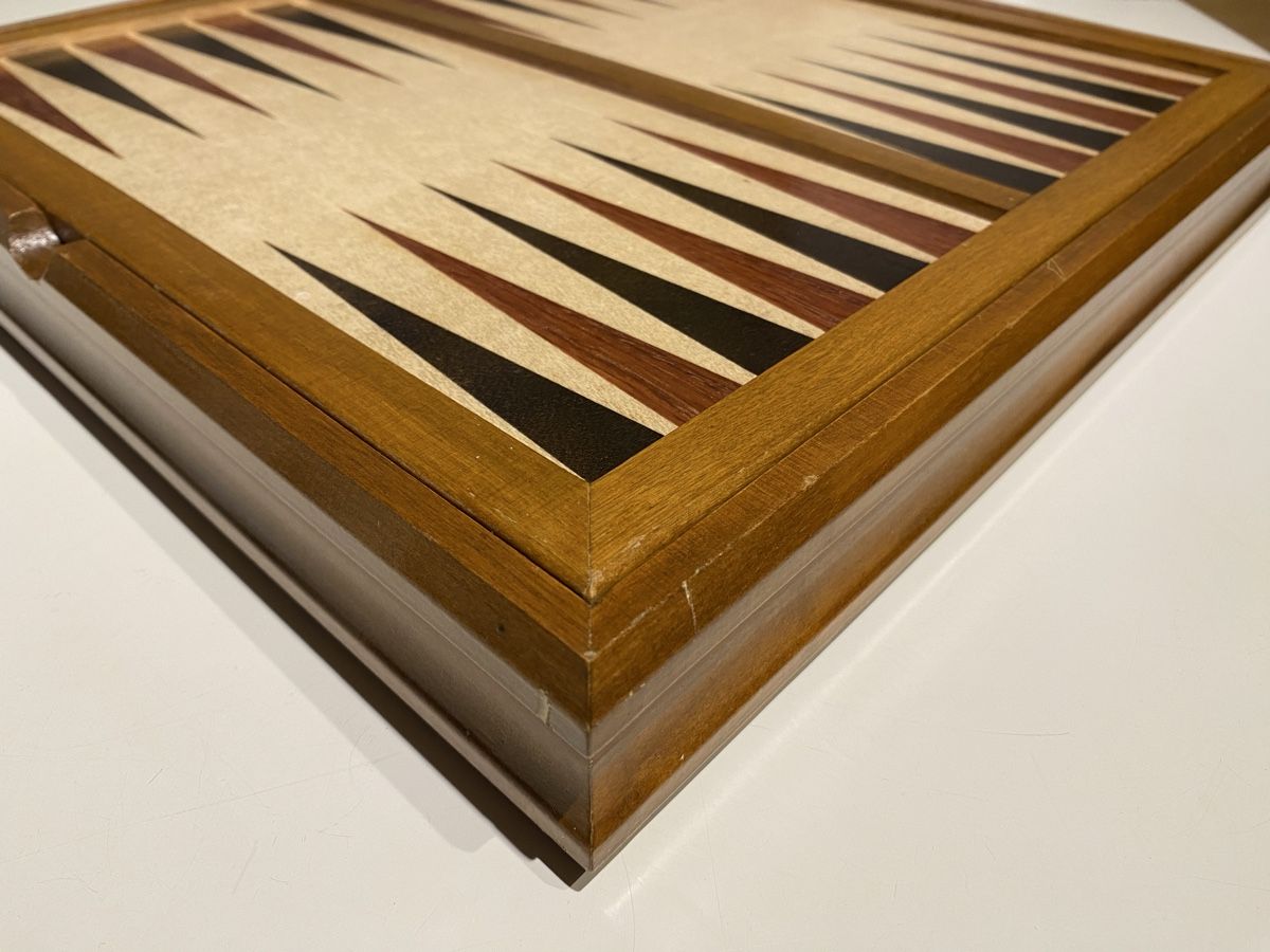 Giochi: Altes, edles Schach/ Backgammon/mit Staunton Figuren! – Usato da Utzigen venduto da Lasagne99 3