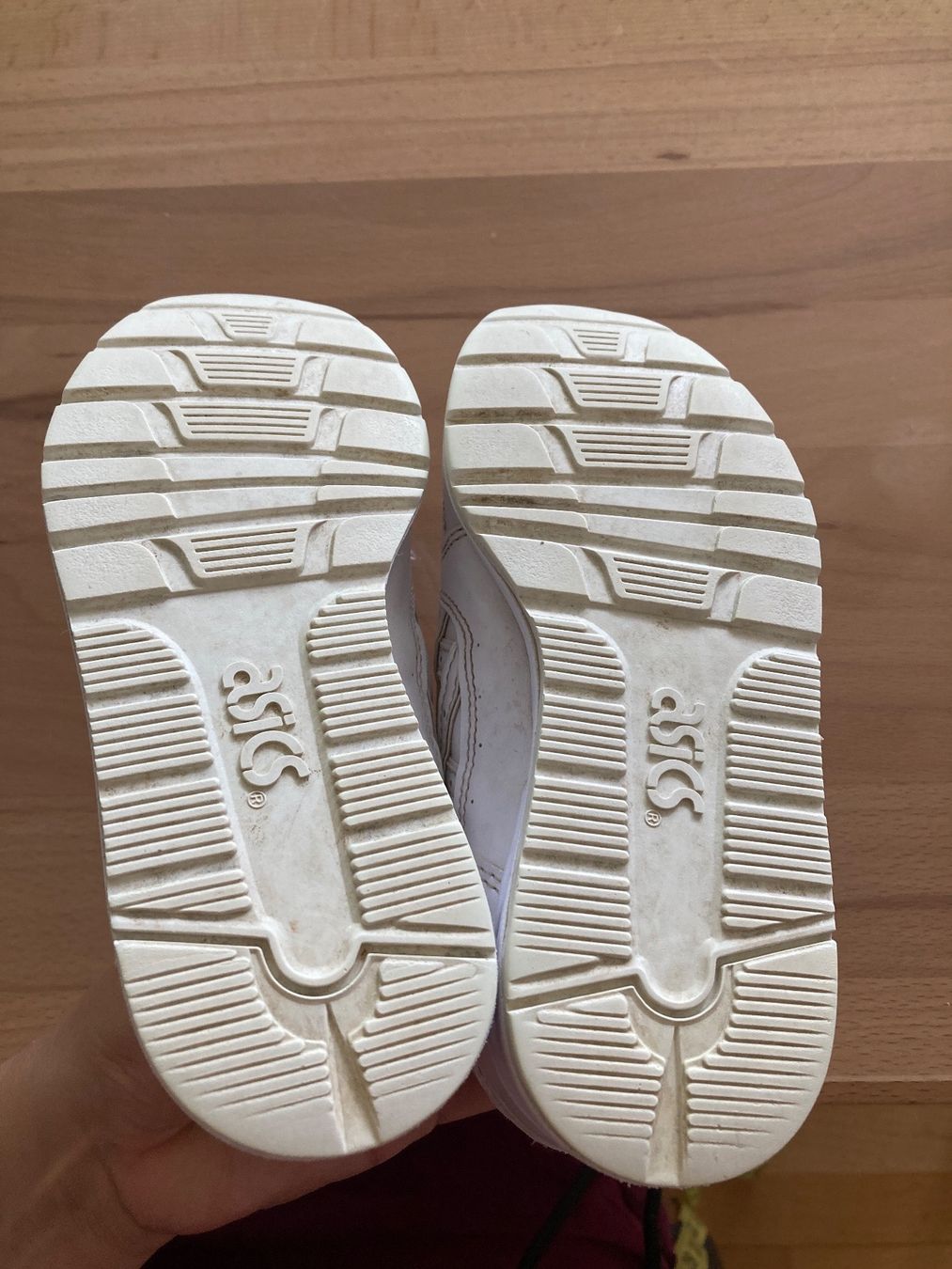 Asics Scarpe da uomo: Gr30 👟 Asics Hallenschuhe – Usato da Stäfa venduto da nale068 2