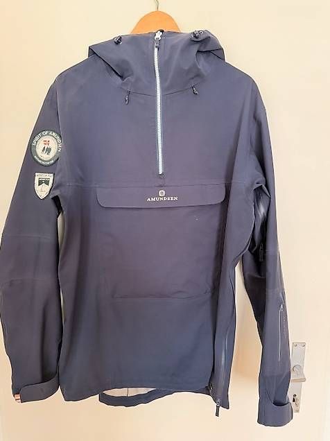 Vestes: Amundsen Outdoor Jacke – D'occasion à Uster par j-loop