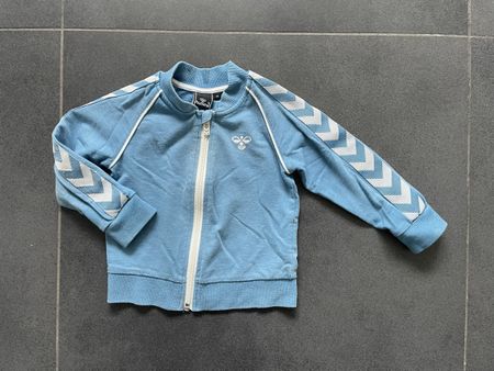 Sweatshirt / Jacke Gr. 86 Hummel Pullover