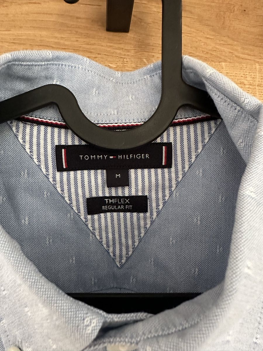 Tommy Hilfiger Camicie: Tommy Hilfiger Herren Hemd Grösse M hellblau – Usato da Brütten venduto da nebraska15 2