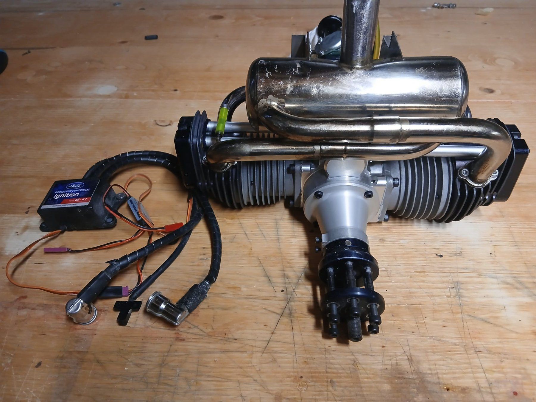 Motoren: Valach Fiala 120 Viertakt Boxermotor – Gebraucht aus Niederglatt SG von Highway-Damage