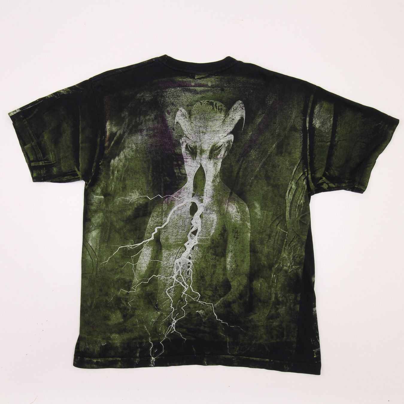T-Shirts: Vintage Vader Revelations Shirt – Gebraucht aus Bern von Padeeeh 1