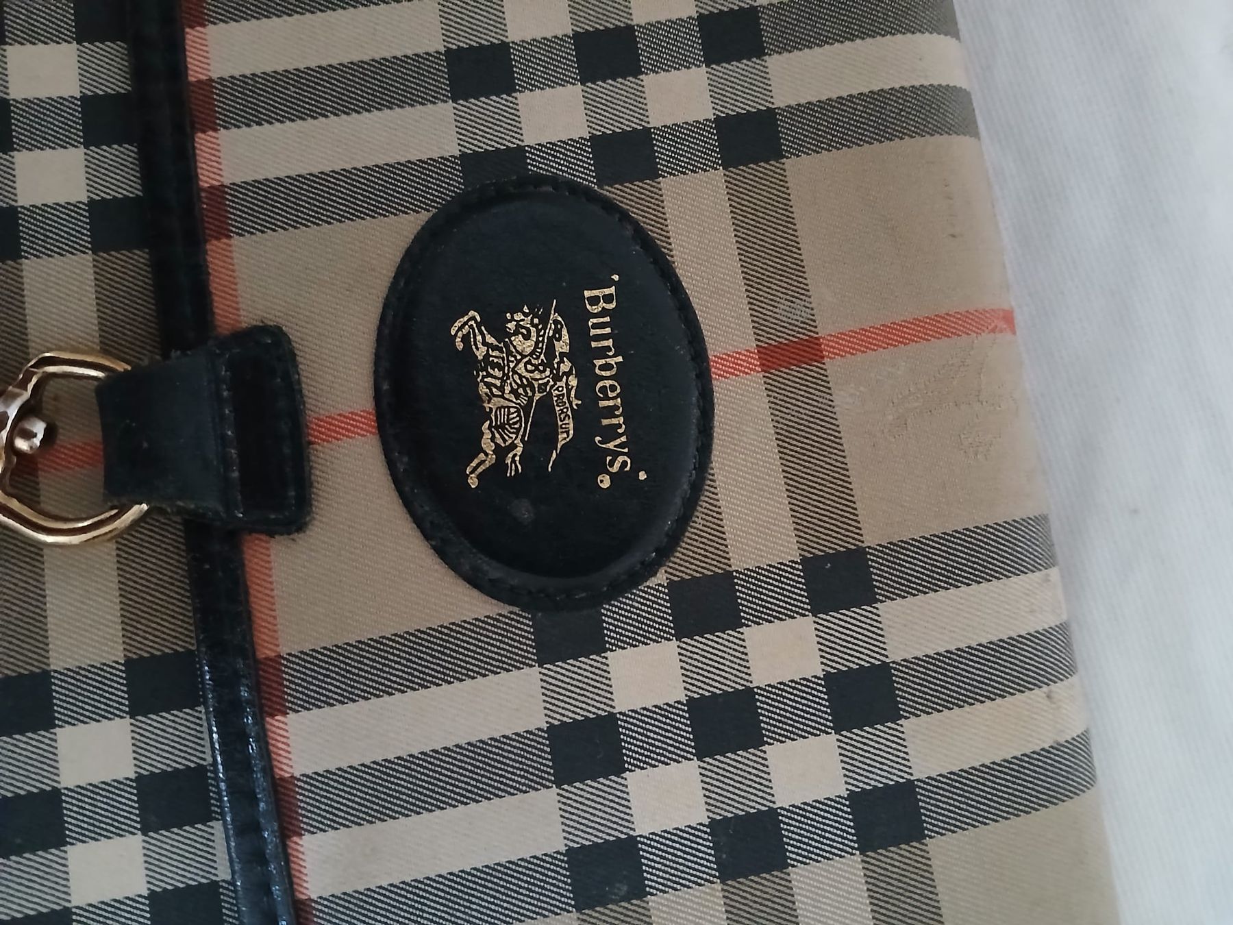 Burberry Valigie & Borse: Burberrys Aktentasche – Usato da Brittnau venduto da Gismo2012 3