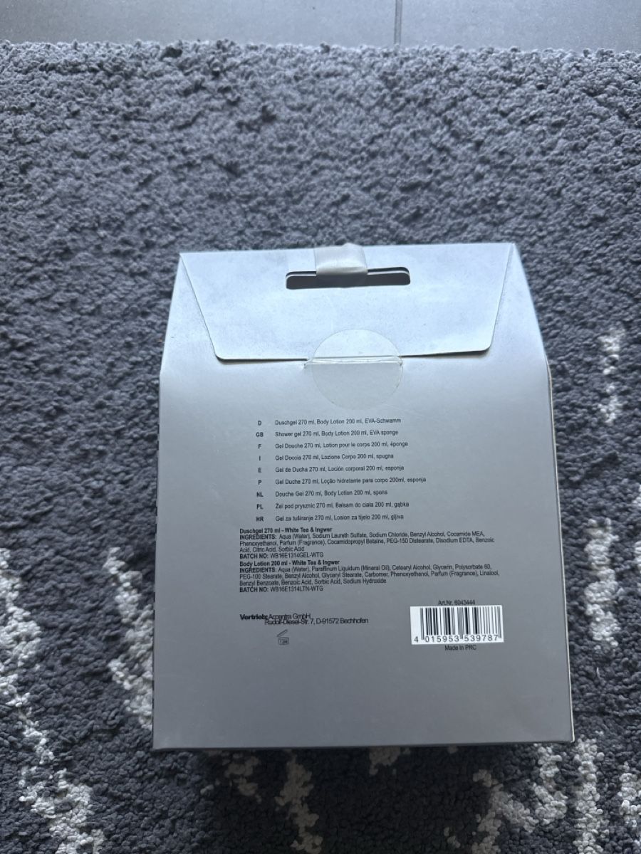 Altro per la cura del corpo: Accentra Geschenkset, White Tea & Ginger, Neu & Unbenutzt – Nuovo (secondo la descrizione) da Trübbach venduto da alf_5fpf 1