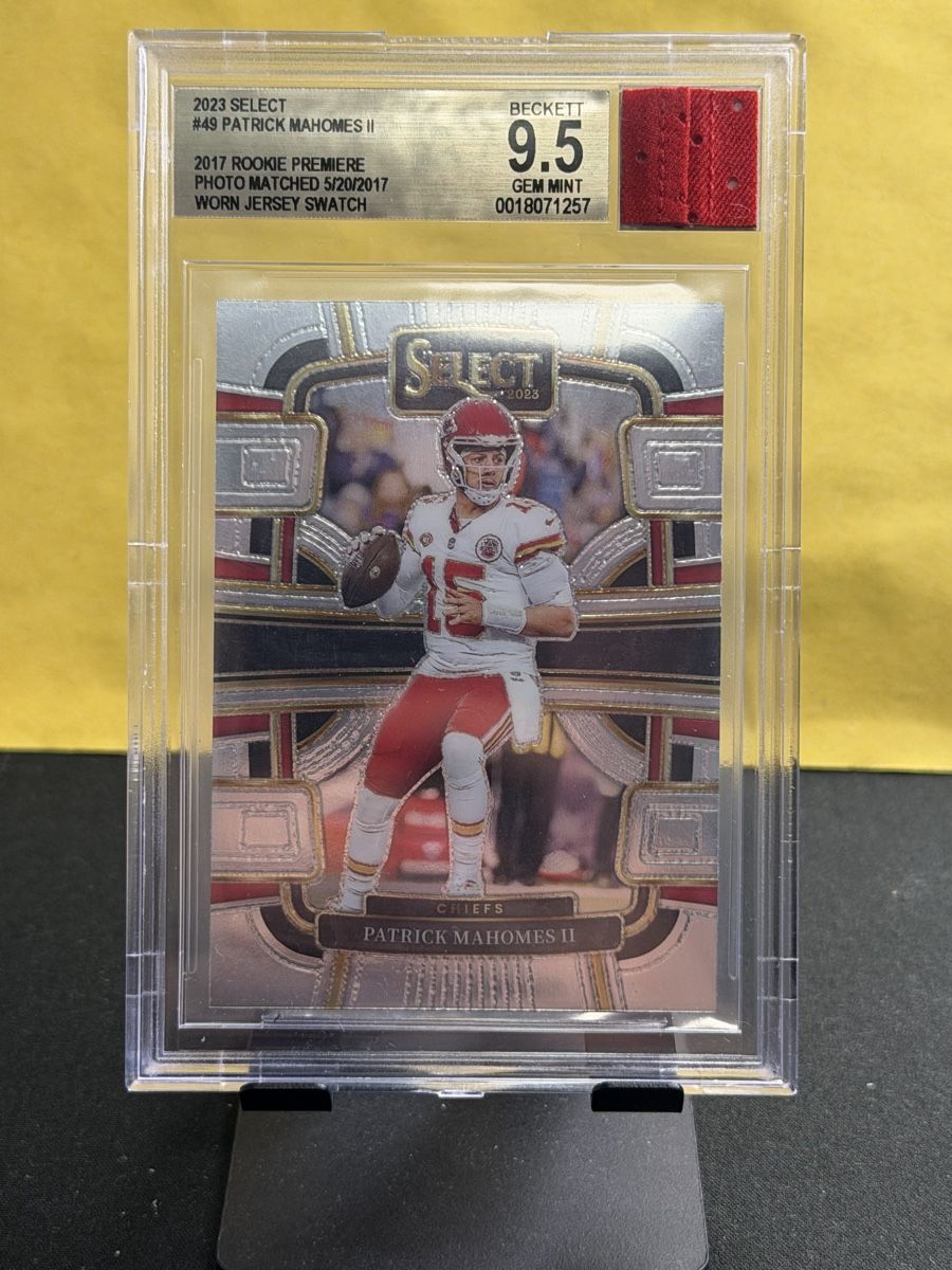 Panini Carte collezionabili: Panini Select -Patrick Mahomes || Worn Jersey Swatch BGS 9.5 – Nuovo (secondo la descrizione) da Brittnau venduto da TCGBratans