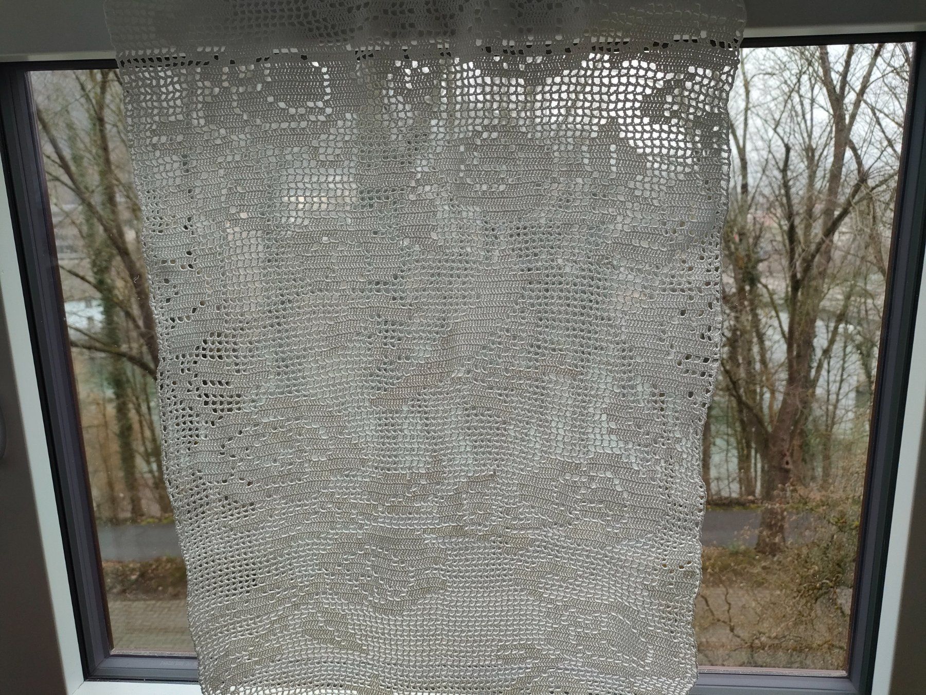 Tende: Vorhang gehäkelt oder als Blickfang – Usato da Brugg AG venduto da Mashaba 5