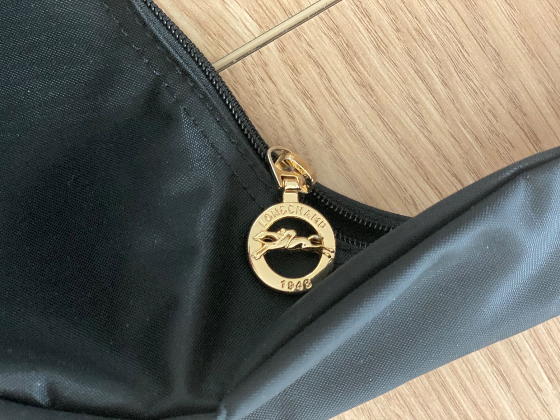 Longchamp Taschen für Damen: Longchamp Umhängetasche – Gebraucht aus Oberembrach von Resali15 1