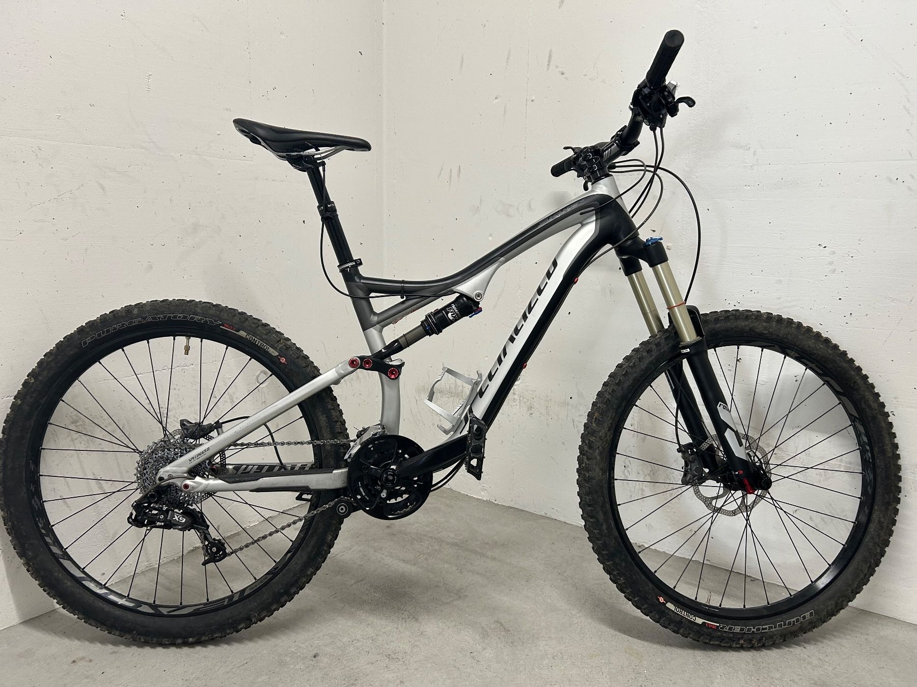 Specialized Vélos: Specialised Stump Jumper – D'occasion à Binningen par rh__h9wj