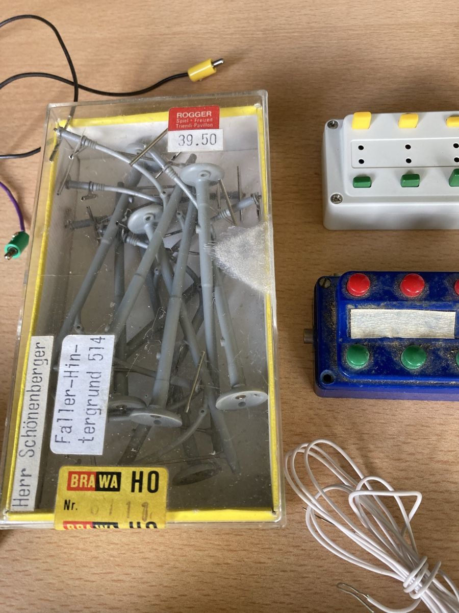 Märklin Modellini di ferrovie: Märklin Eisenbahn – Usato da Niederuzwil venduto da Miami1999 4