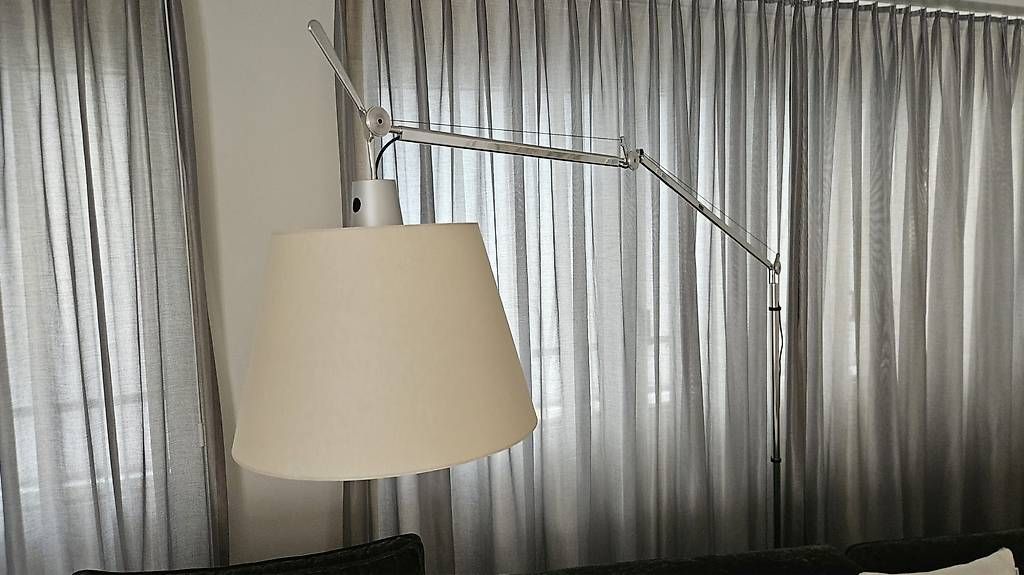 Lampade: Wunderschöne, praktisch neue Stehlampe – Usato da Kilchberg ZH venduto da Beryll58 1