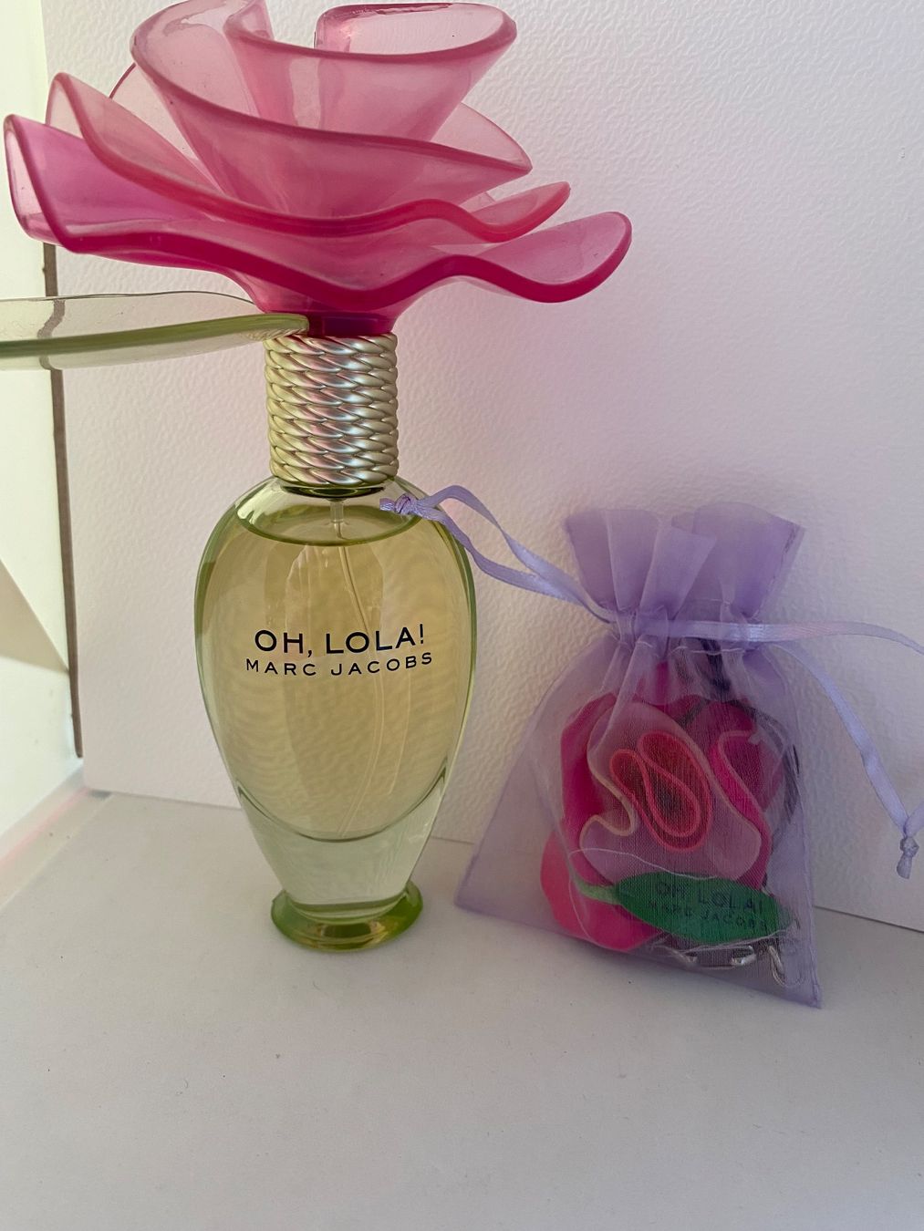 Marc Jacobs Profumi & Eau de Toilette: Oh, Lola ! Marc Jacobs eau de parfum – Nuovo (secondo la descrizione) da Bouveret venduto da wes_7zll 1