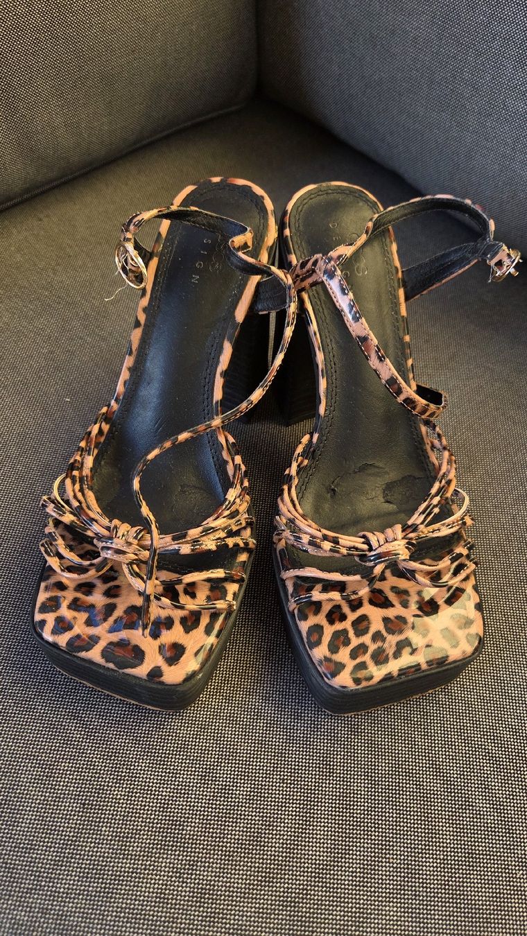 Asos Scarpe da donna: High Heels Leo Muster Gr. 38 – Usato da Kreuzlingen venduto da MeinKleinesAtelier 1