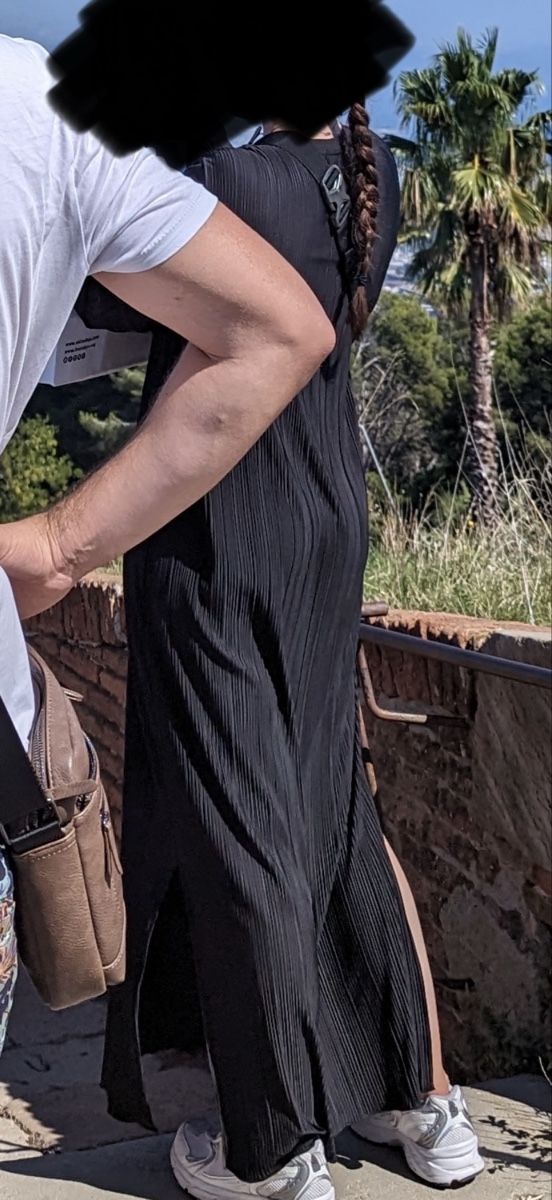 Vestiti: Selected Kleid im Issey Miyake Stil – Usato da Zürich venduto da sel_9kd 2