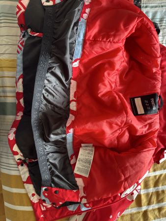 Veste d'hiver Reima enfant rouge imprimé 140cm