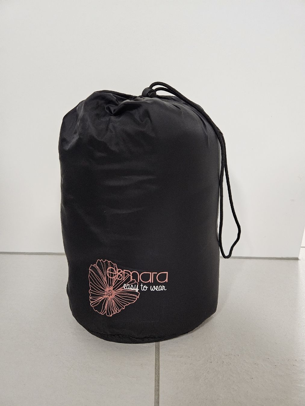 Giacche: Jacke ( in einer Tasche ) – Usato da Bülach venduto da Recherchieren 2