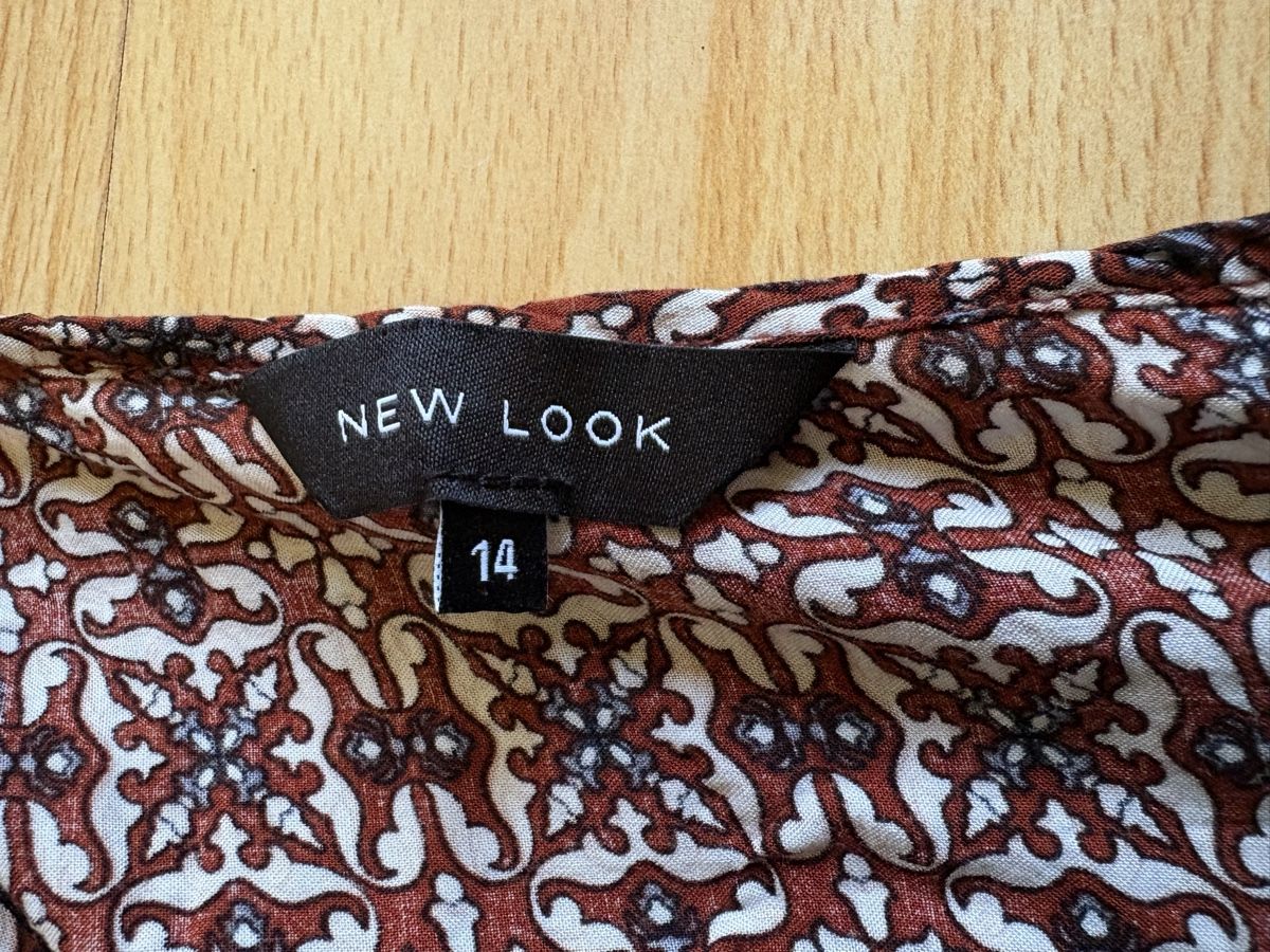 New Look Vestiti: New Look Kleid, Grösse 14, mit Zipper – Usato da Ersigen venduto da mealagh 1