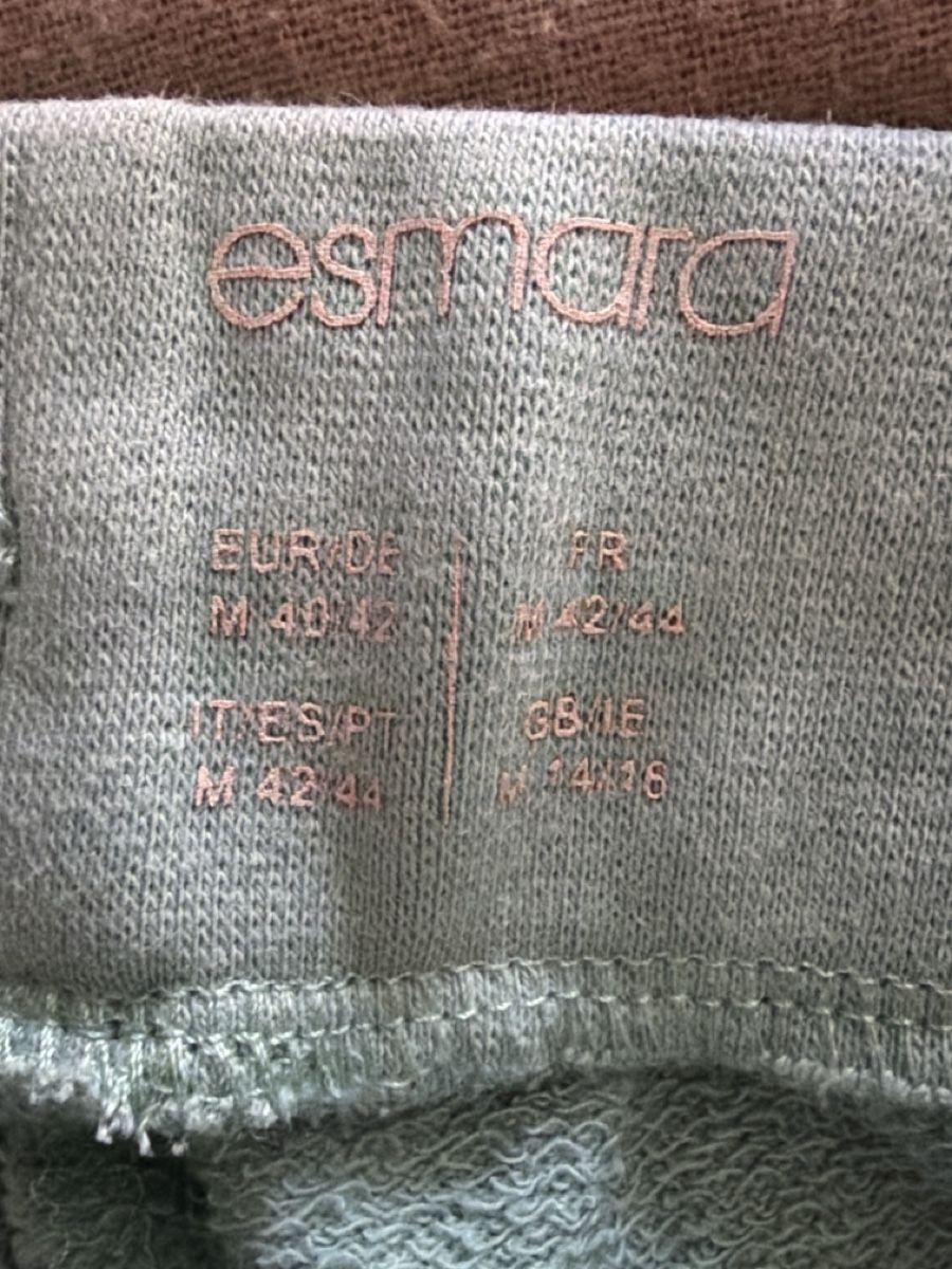 Lotti di vestiti: Sommer Shorts Set, Grösse 38/40 - Diverse Stile – Usato da Goldau venduto da Henggi88 6