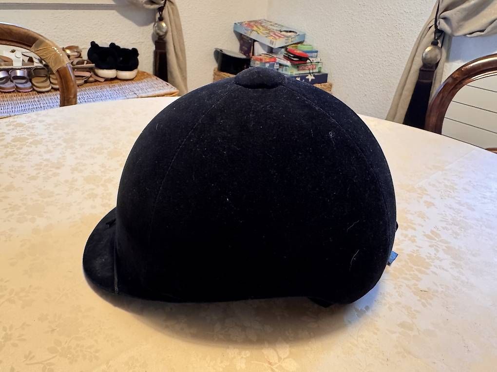 Caschi: Bombe enfant taille 57 – Usato da Gingins venduto da Miouly