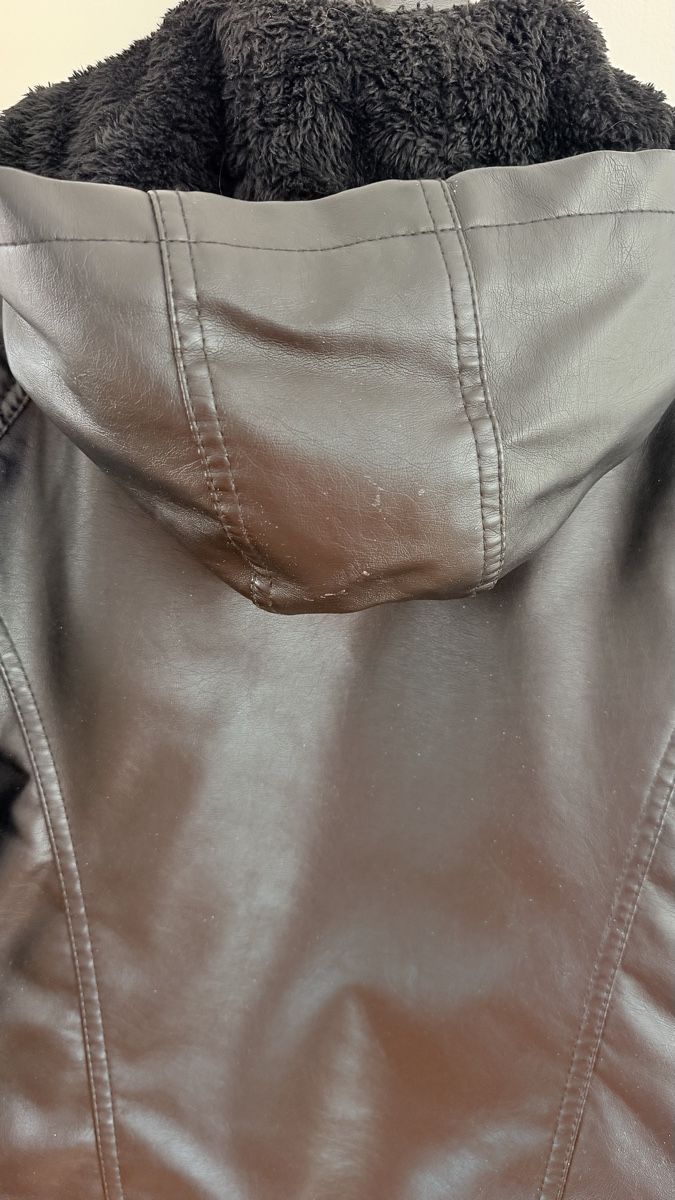 Giacche: Kunstlederjacke mit Kapuze Schwarz Grösse L – Usato da Jonen venduto da BMWE369 4