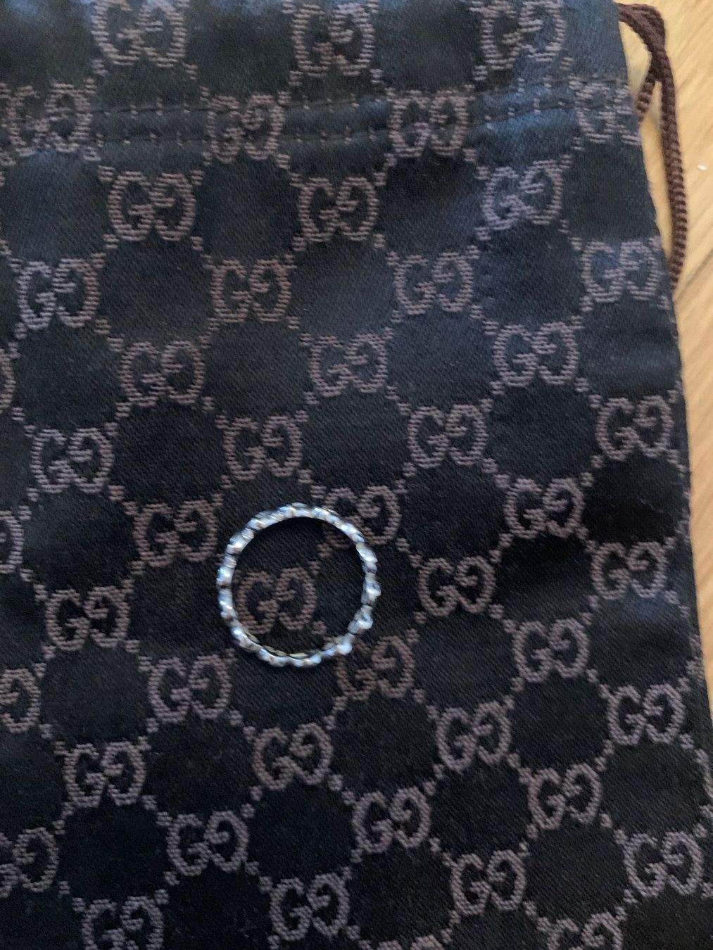 Gucci Anelli: Gucci Ring Weissgold – Usato da Glattbrugg venduto da A.S.90 2