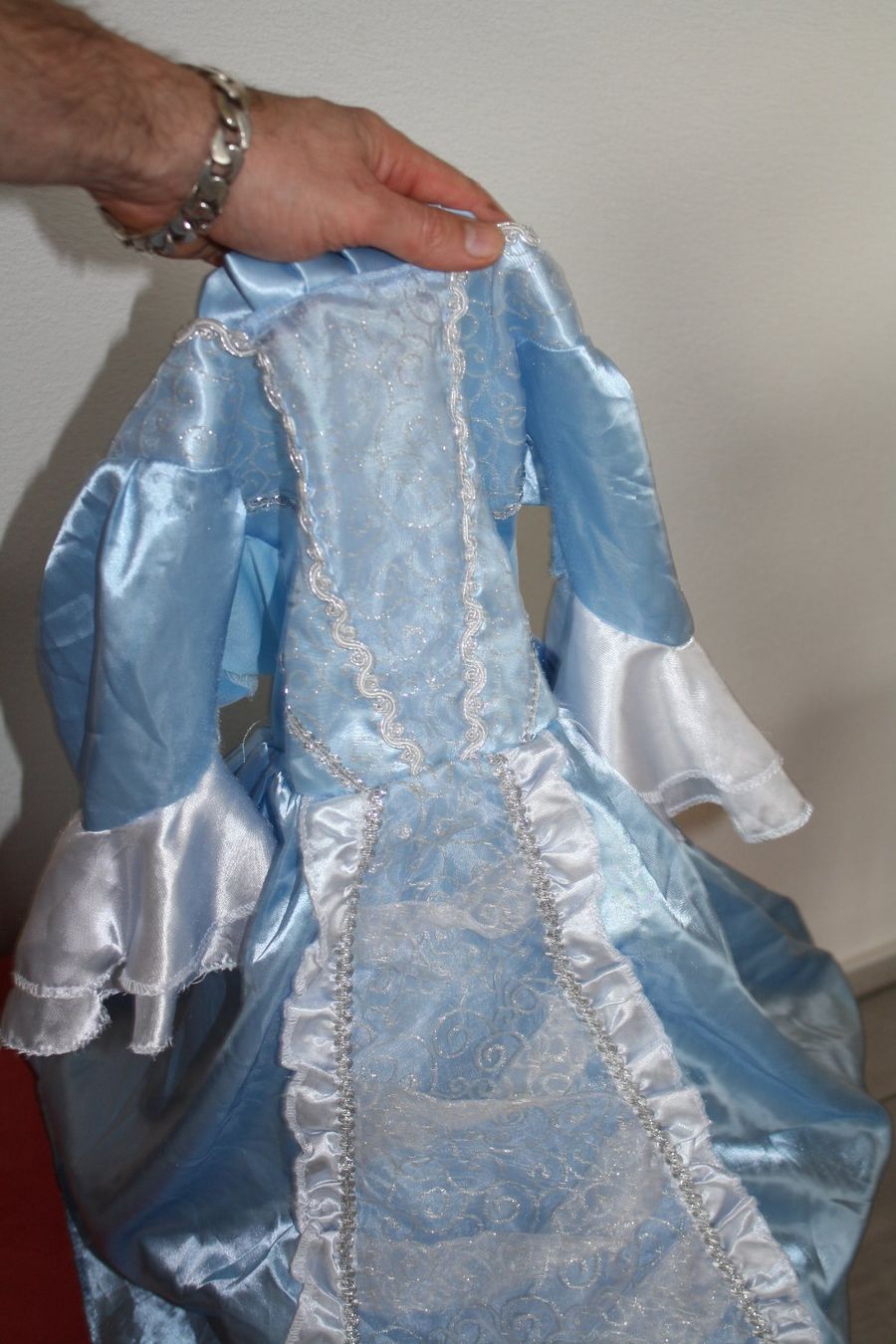 Costumi: Prinzessinnen Kleid – Usato da Buchrain venduto da Donatello4 1
