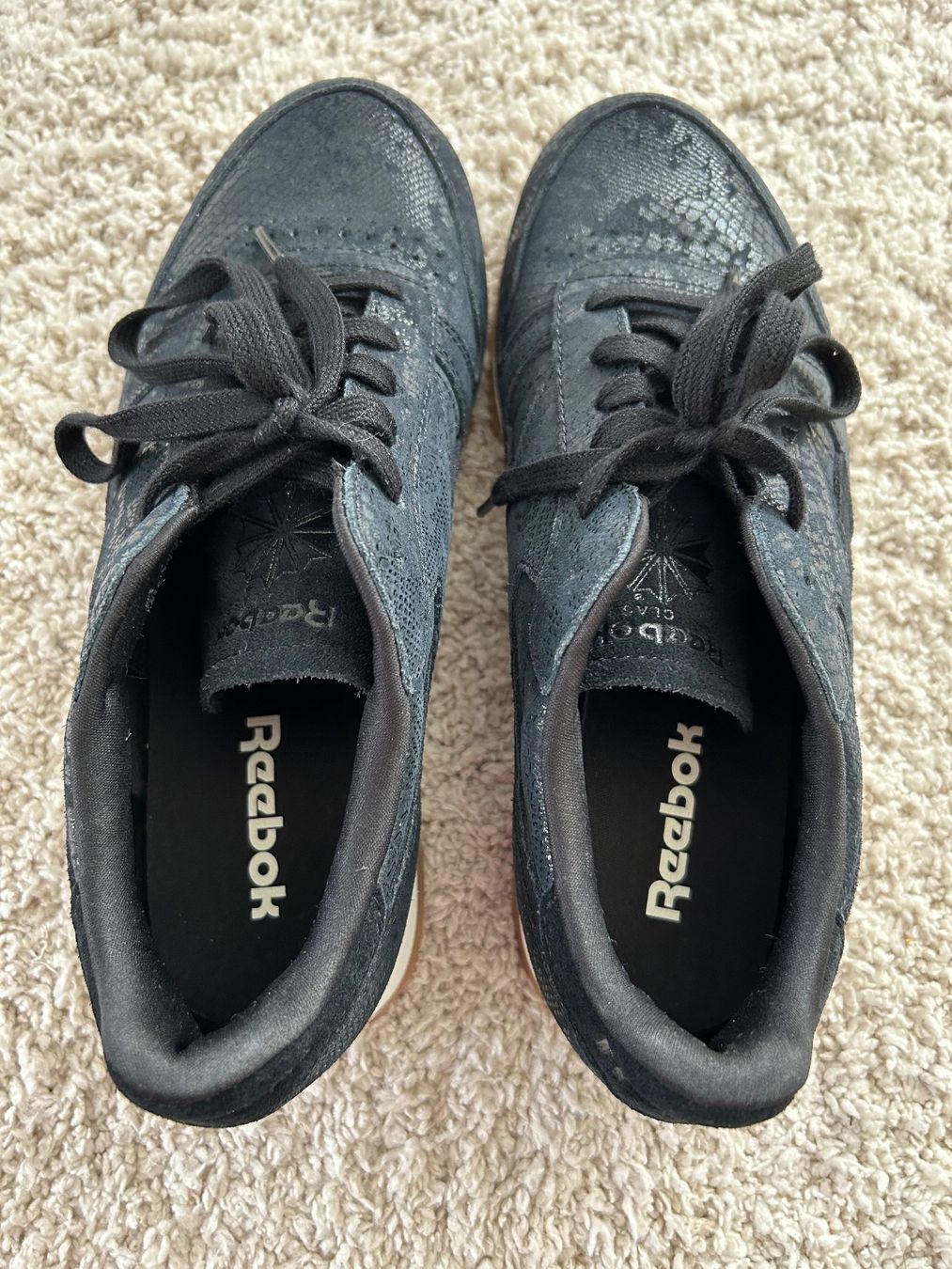 Reebok Scarpe da donna: Reebok Sneaker Gr.40 (26 cm) – Nuovo (secondo la descrizione) da Horn venduto da Resvi 1