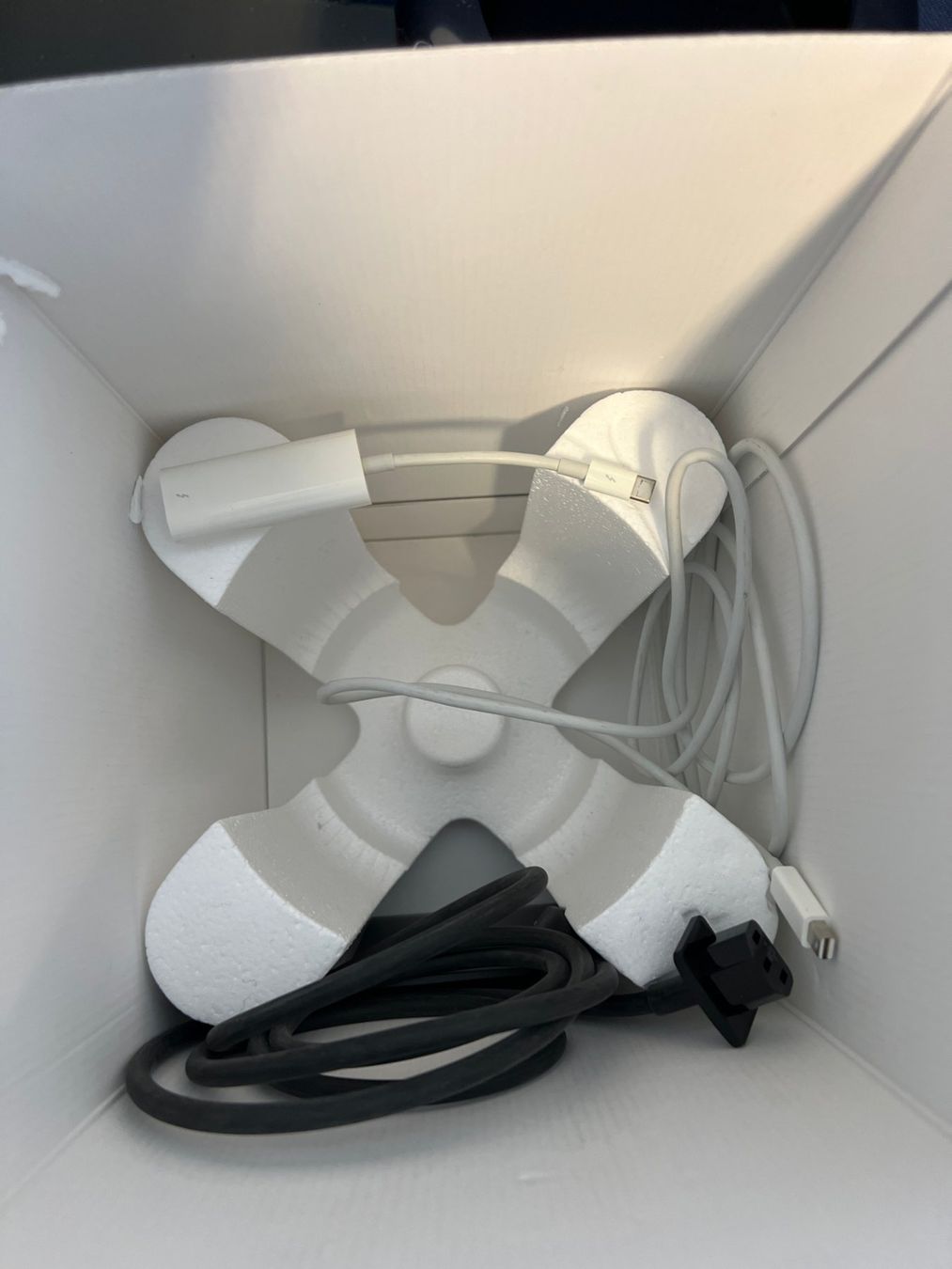 Apple PC: Mac Pro 2013, 3.5GHz 6-Core Xeon E5, 32 Ram, 256 SSD #27 – Usato da Dietikon venduto da speedkauf 6