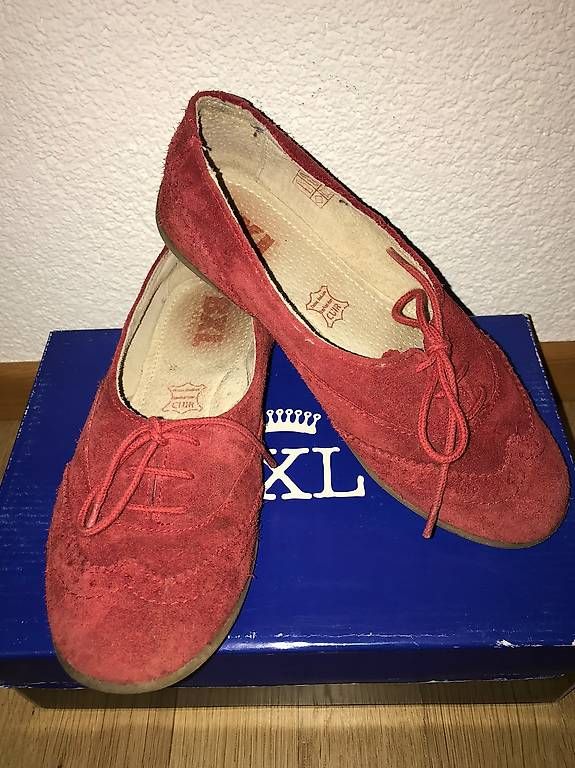 Chaussures filles: BXL Mädchen Samt Schuhe Gr. 32  – D'occasion à Bern par tam_vv72 1
