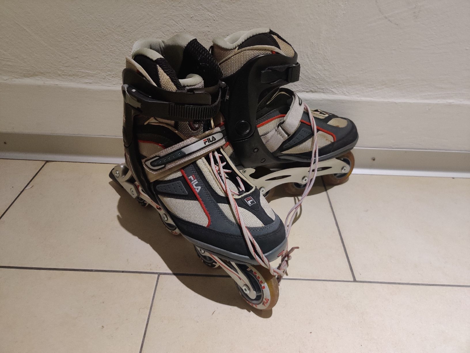 Fila Pattini in linea & Pattini a rotelle: In-line Skates – Usato da Bern venduto da sch_n2sc 1