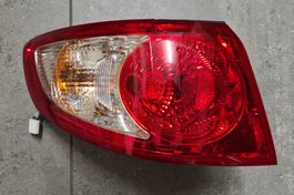 Rücklicht links zu Hyundai Santa Fe
