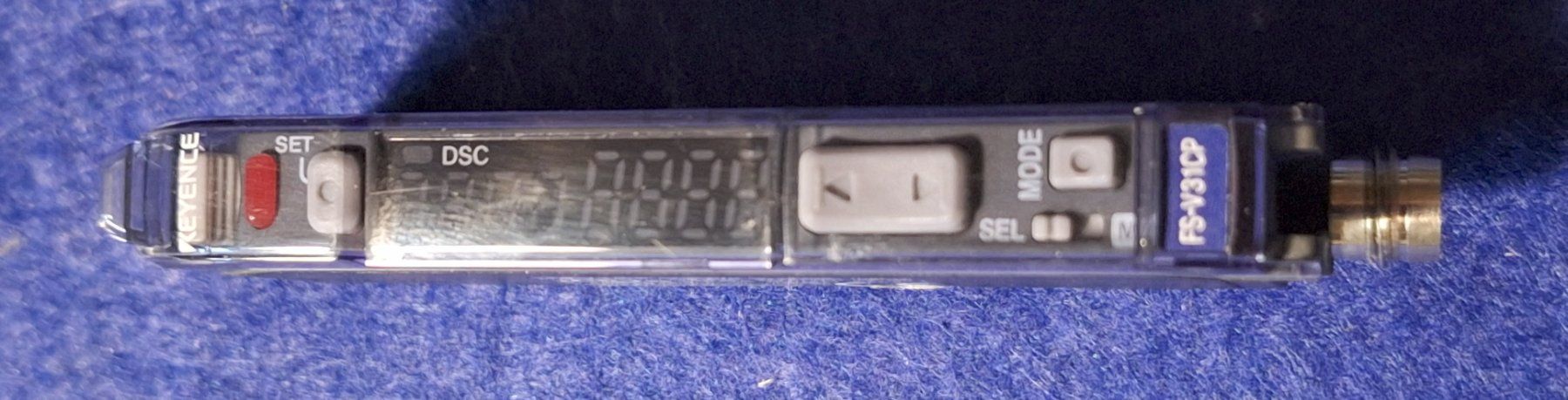 Componenti elettronici: fibre optique Keyence FU-E40 – Usato da Bussy FR venduto da 023 4