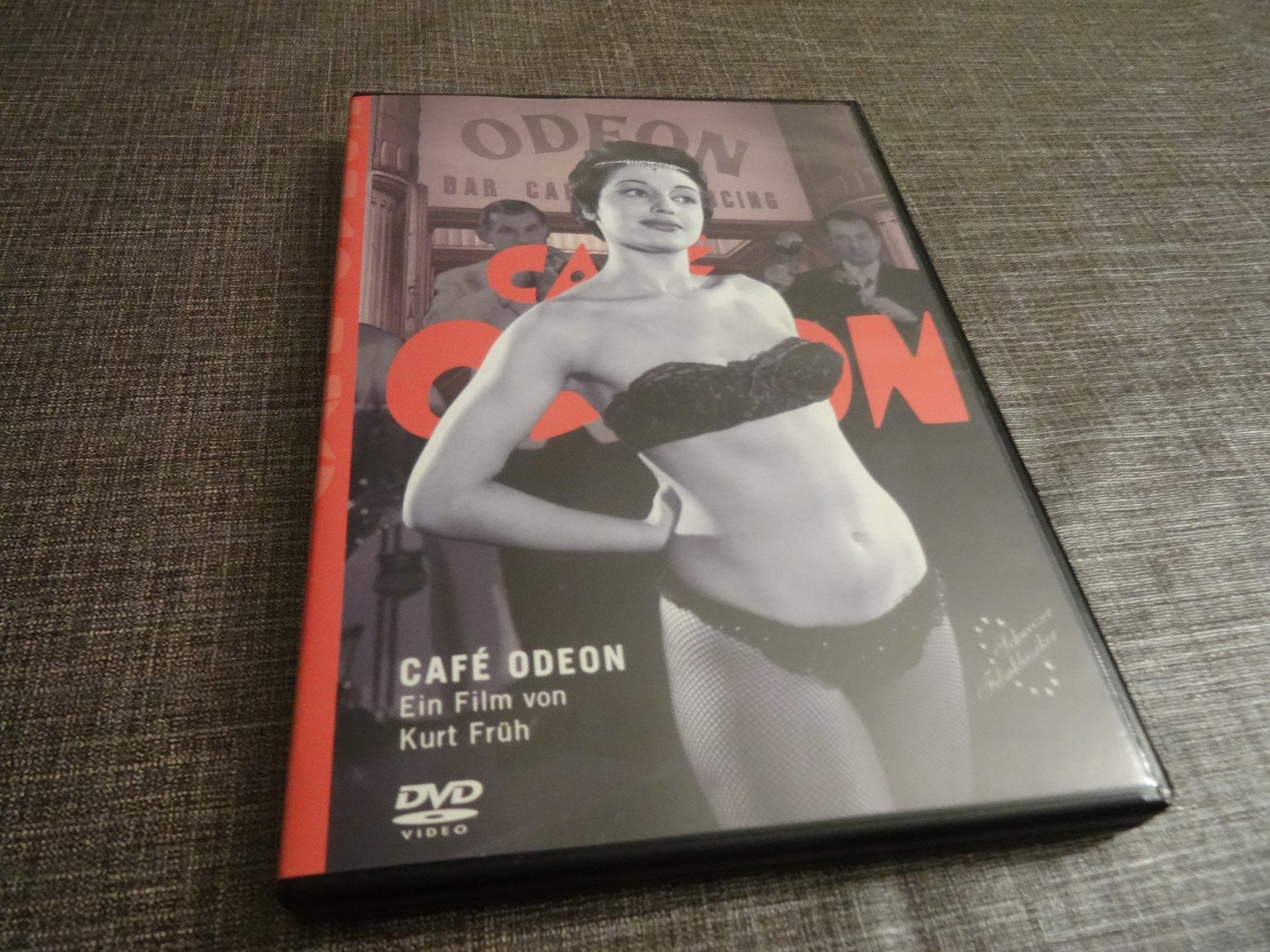 Tutti i DVDs: DVD CAFÉ ODEON Kurt Früh SCHWEIZER FILM – Usato da Olten venduto da Disc-Verkauf