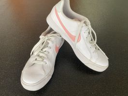 Sneaker NIKE Gr.40