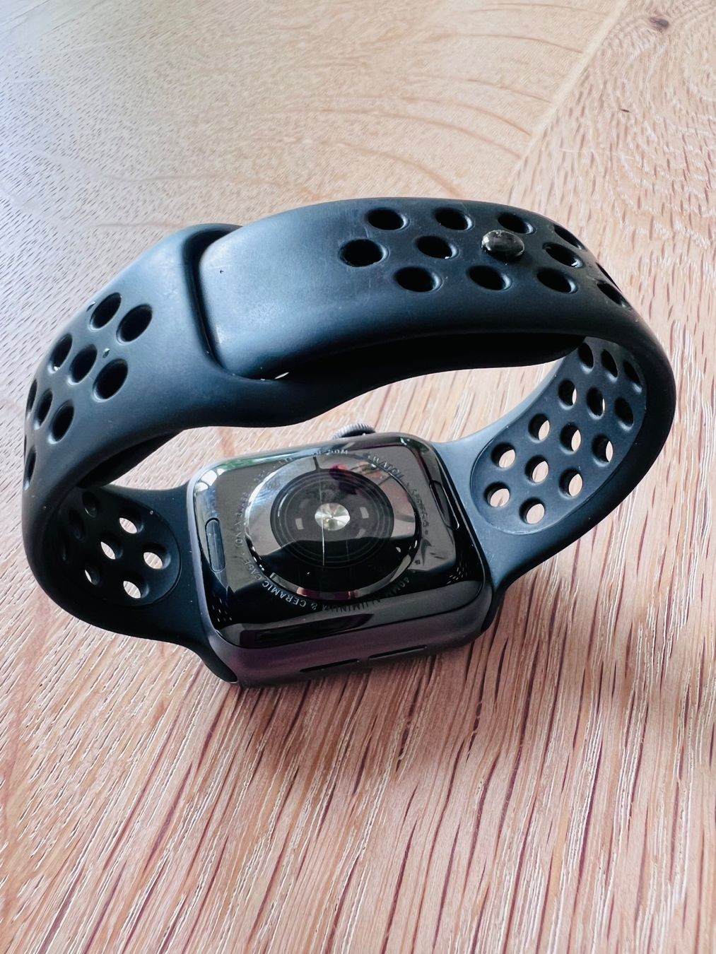 Apple Smartwatch: Apple Watch Series 4 – Usato da Basel venduto da Devilcar 1