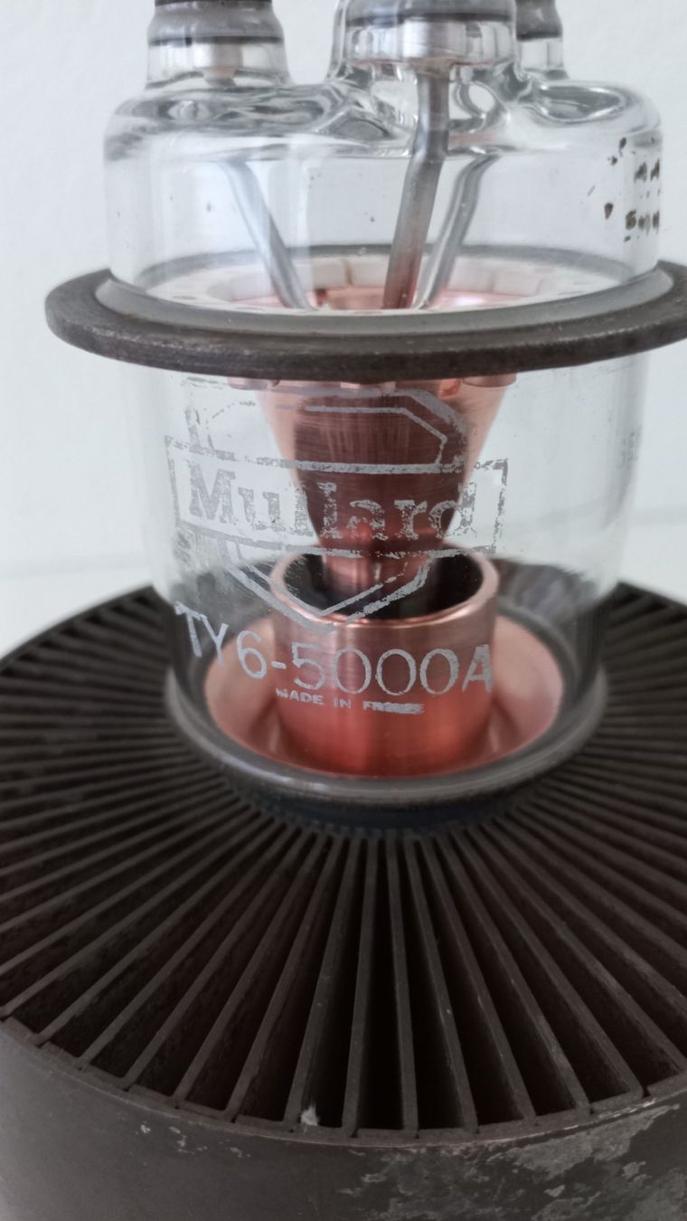 Radio: Senderöhre Mullard TY 6 - 5000A V.H.F. Power Triode, 1958 – Usato da Bévilard venduto da Orscha 1