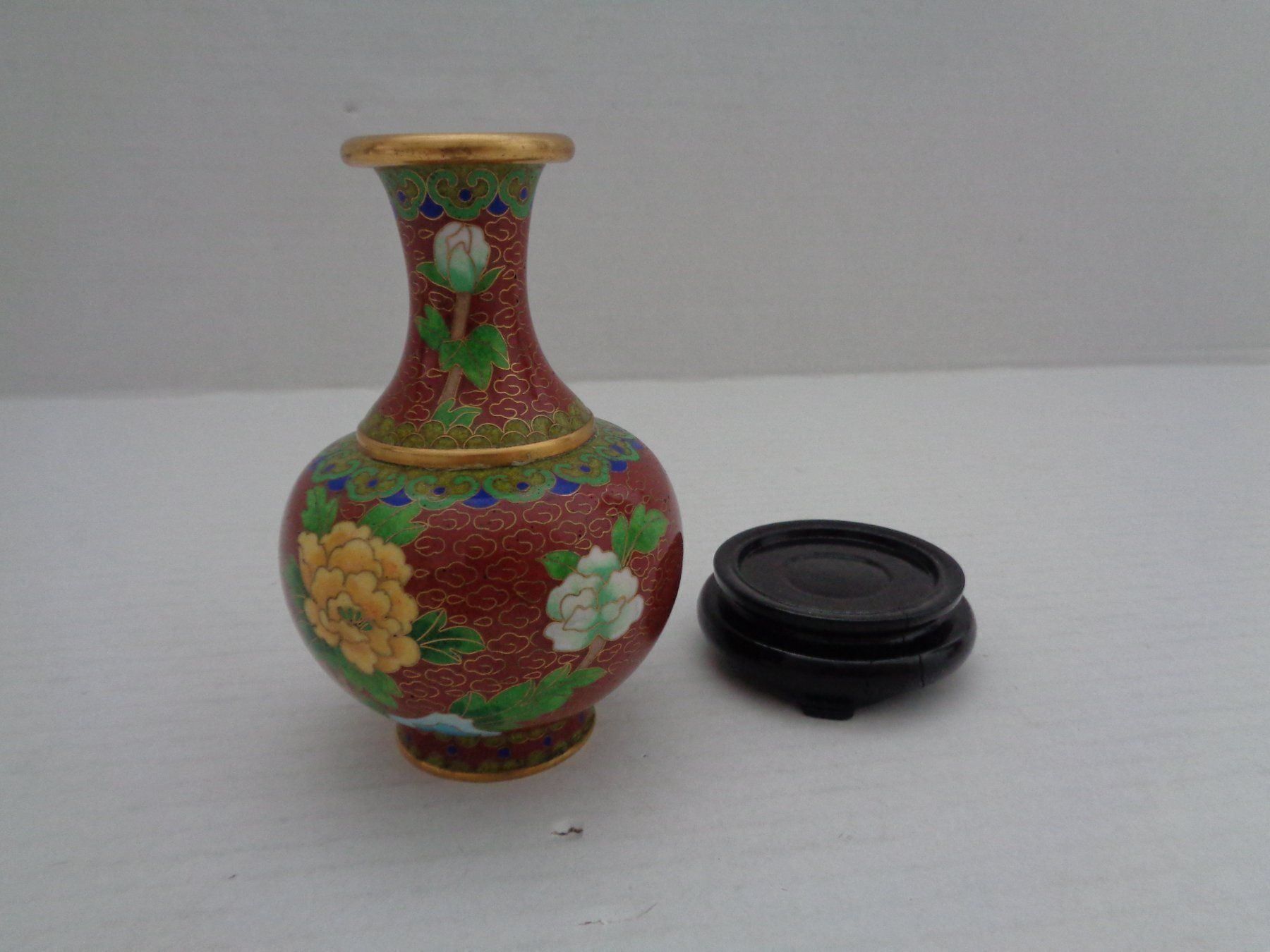 Vasen & Gefässe: China Vase Emailltechnik mit Messing – Gebraucht aus Chur von omonia 4