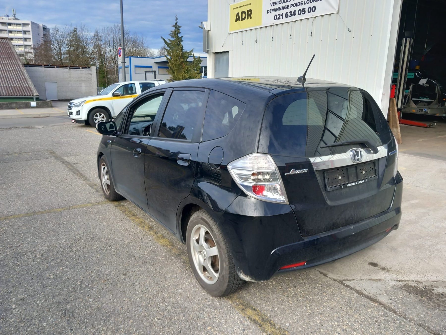 Honda Autos: HONDA JAZZ HYBRID - 2015 – D'occasion à Renens VD par  2