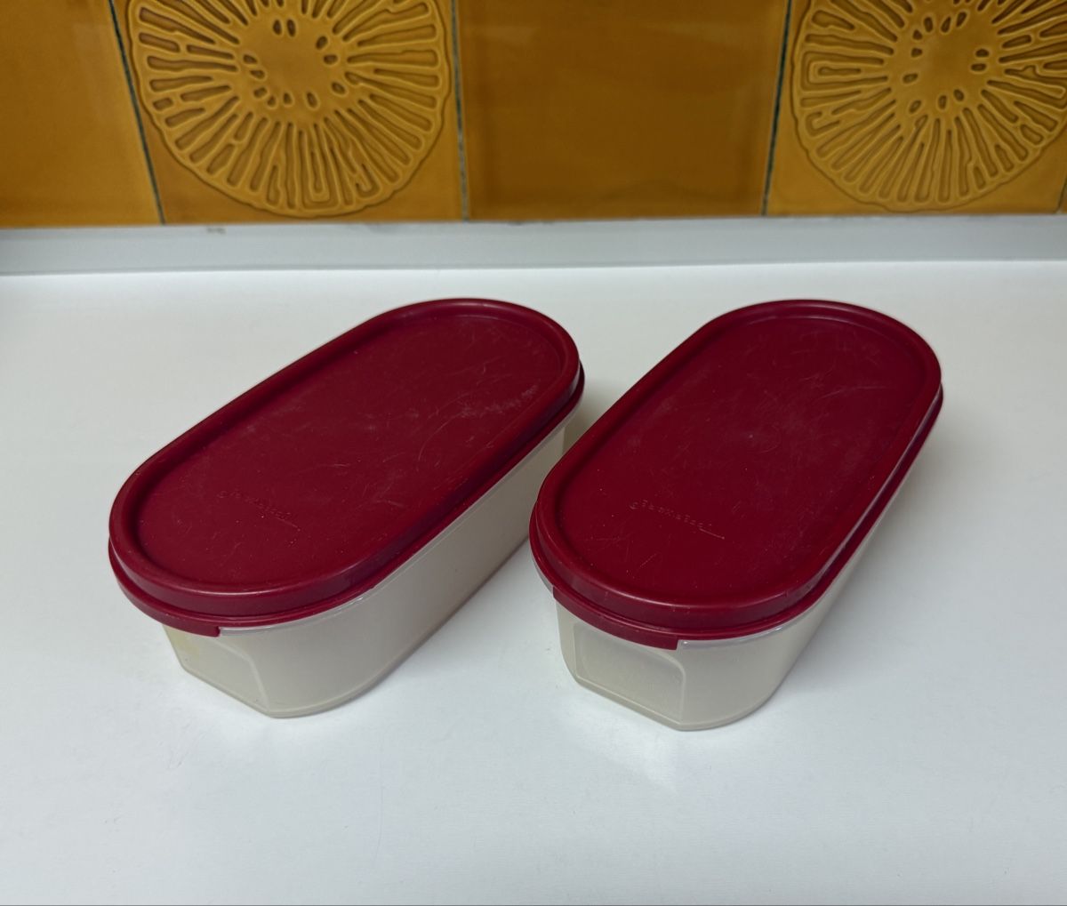 Tupperware Recipients et similaires: Tuppervision 1 mit Deckel rot – D'occasion à Gerlafingen par sternrose