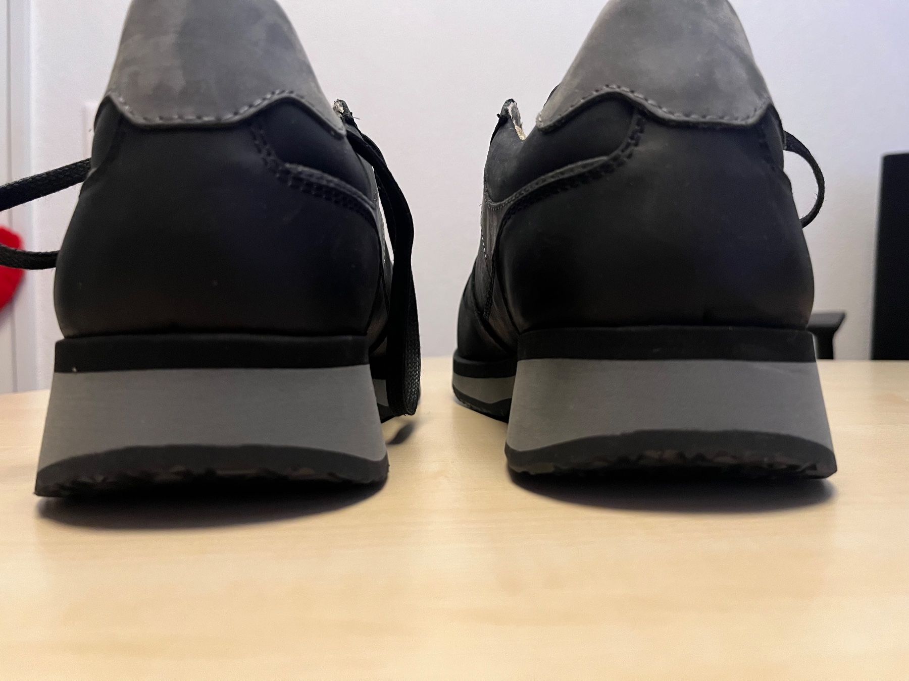 Scarpe da uomo: Herren Sneaker schwarz Grösse 43 mit Reissverschluss – Nuovo e nell'imballaggio originale da Boll venduto da pet_p87r 3