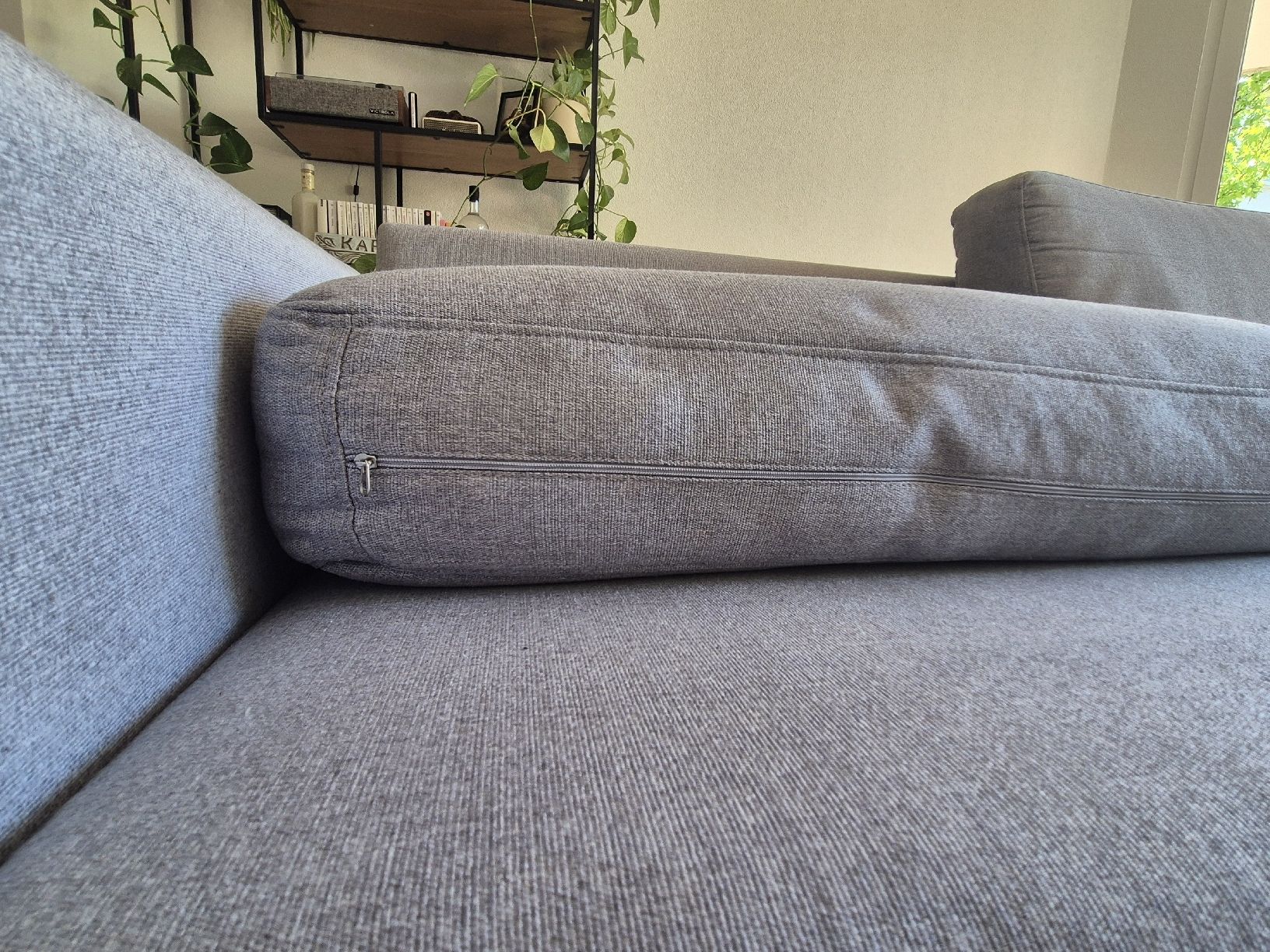 Livique Sofas: Canapé 2-3 places – Gebraucht aus Lausanne von cha_687d 5