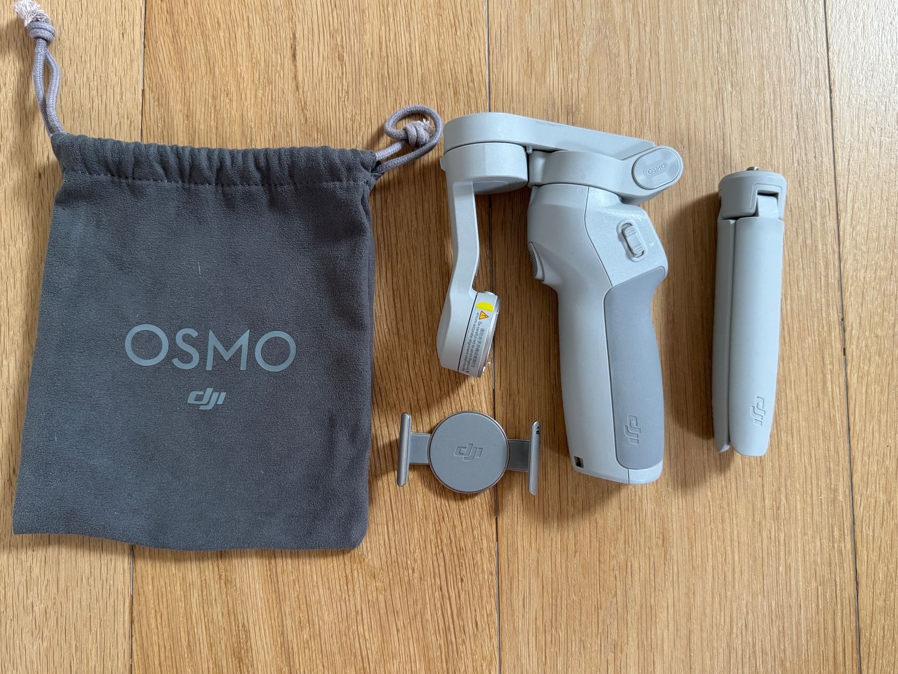 DJI Staffe: DJI OM 4 -- Osmo Mobile 4, Smartphone Gimbal – Usato da Jussy venduto da ali_6d7d