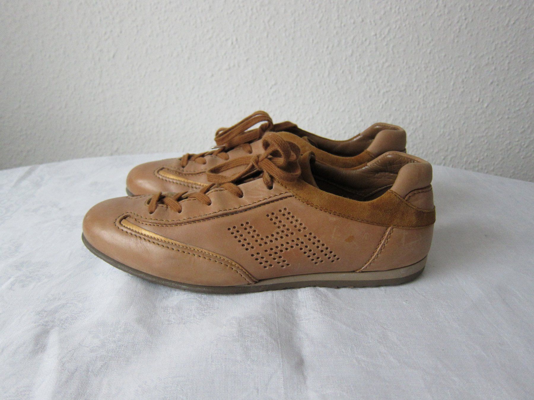 Hogan Damenschuhe: Sneaker Hogan, cognacfarben, Innensohle 25,5cm – Gebraucht aus Zürich von Italia58 3