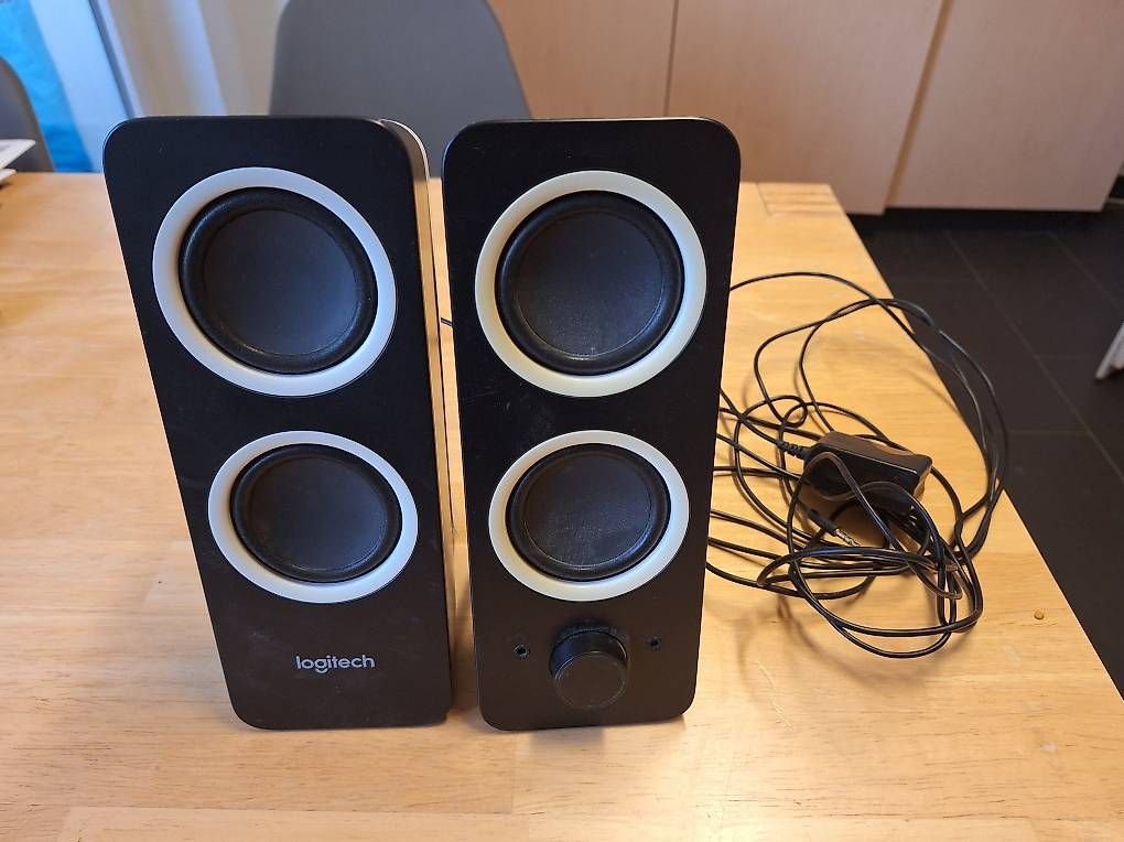 Logitech Casse acustiche: Logitech Z200 Lautsprecher – Usato da Solothurn venduto da Nojted