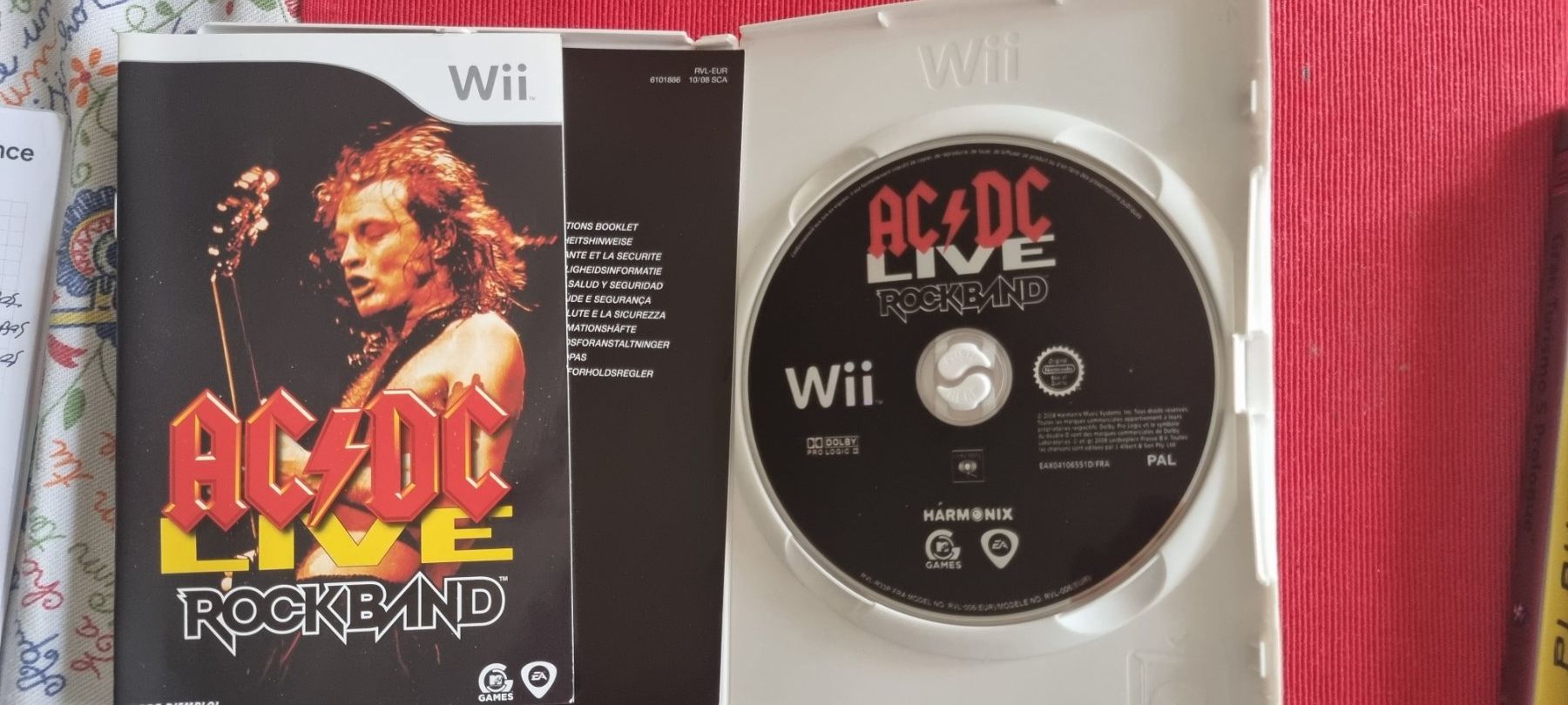 Giochi: AC/DC + WII FiT in Great Condition! – Usato da Allschwil venduto da NDSS9483 1