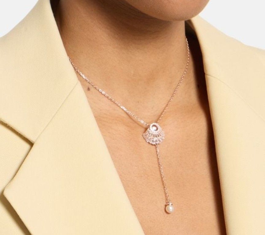 Swarovski Ketten: Swarovski Halskette Neu – Neu und originalverpackt aus Kloten von Pandora123 1