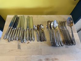 Besteckset versilbert G.B. 90-45 mit ca. 2.7kg