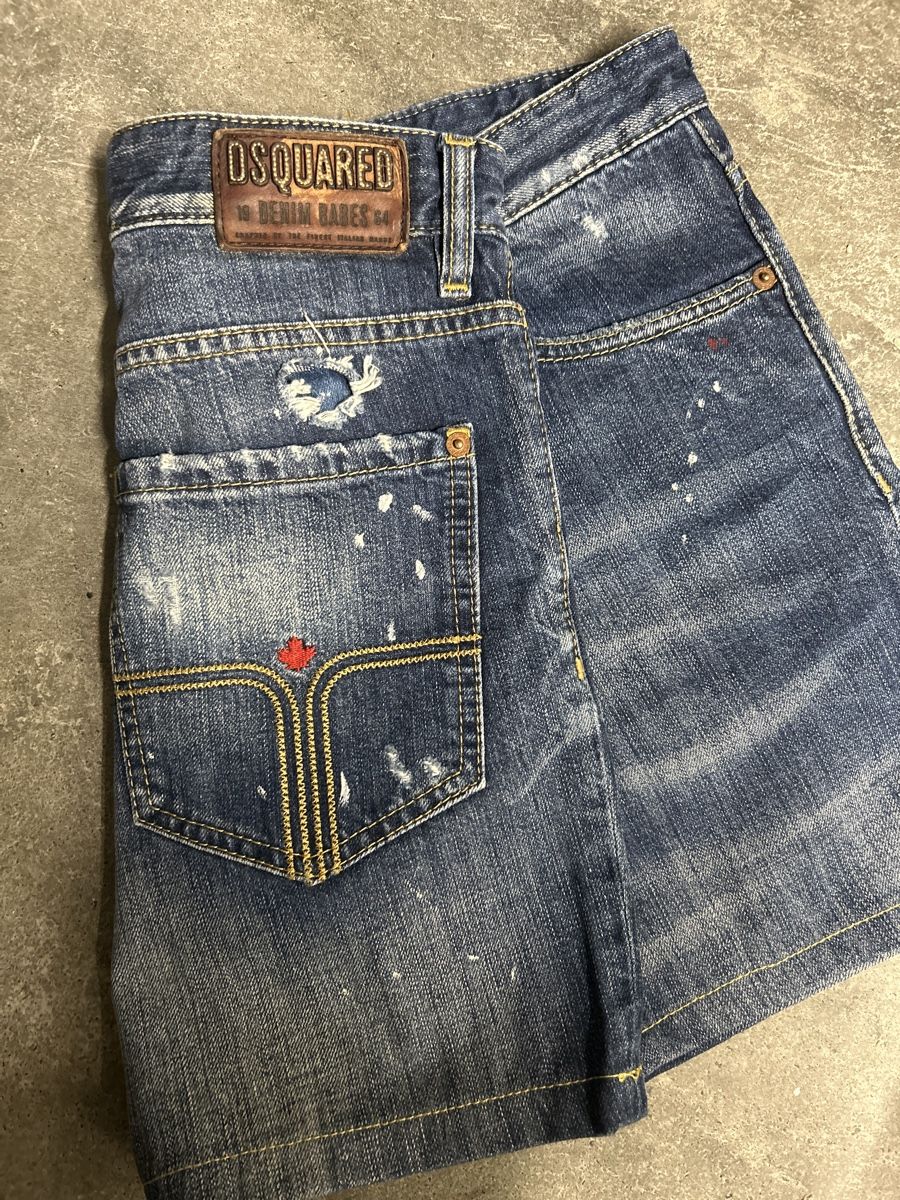 Dsquared2 Jeans: DSQUARED2 Jeans Shorts Hot Pants – D'occasion à Bern par floorball_zoro