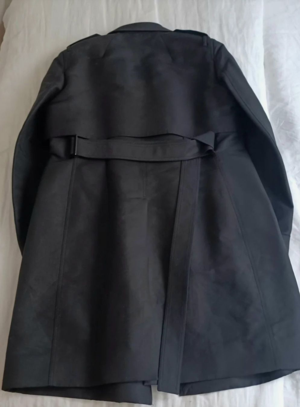 Rick Owens Cappotti: Rick Owens | RUNWAY | Mastodon Trench – Usato da Basel venduto da noah27 4